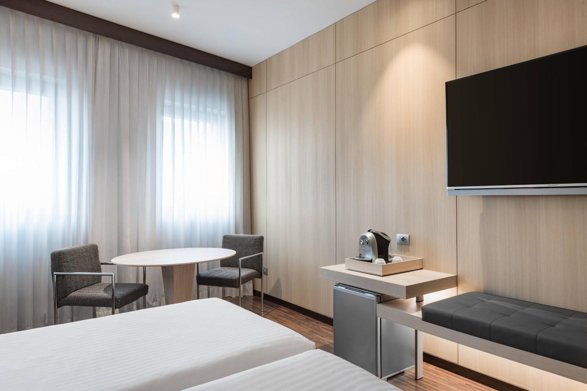 Ac Hotel Milano By Marriott Buitenkant foto